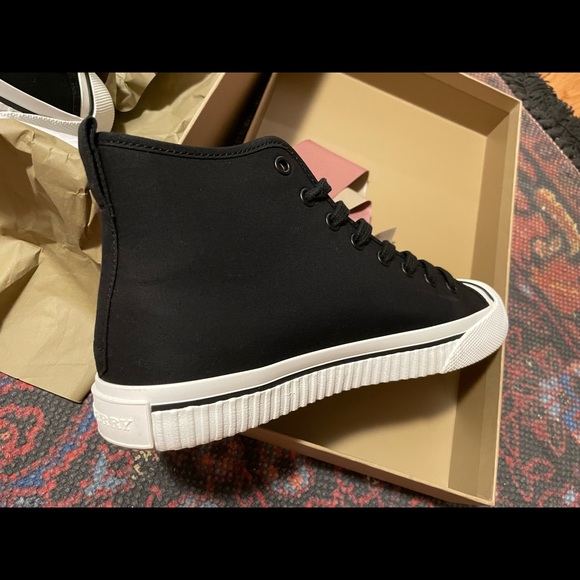 Burberry High Top Sneakers - Picture 8 of 9